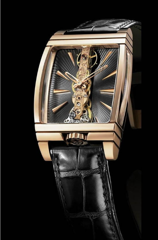 Corum-Miss-Golden-Bridge2.jpg