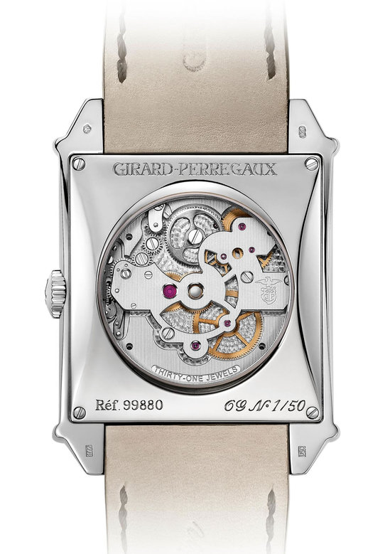 Girard Perregauxs Vintage 1945 Tourbillon is soaked with style Girard Perregauxs Vintage 1945 Tourbillon is soaked with style