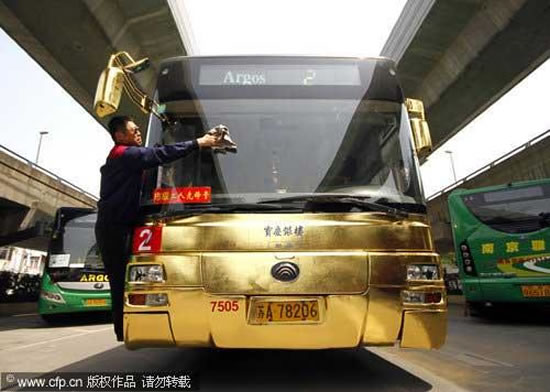Gold-plated-bus.jpg