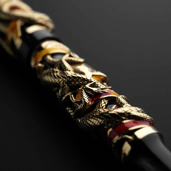 Slyvester Stallone designs Montegrappa Chaos pen Slyvester Stallone designs Montegrappa Chaos pen