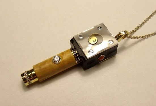 Bejeweled Eluxio flashlight doubles up as a glam neck piece and key ring