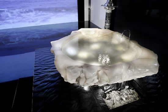 Luxurious crystal bathtub from Baldi is Harrods latest window display Luxurious crystal bathtub from Baldi is Harrods latest window display