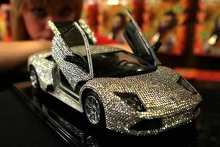 Maisto teams up with Swarovski to create crystal studded Lamborghini Murcielago LP 640 Maisto teams up with Swarovski to create crystal studded Lamborghini Murcielago LP 640
