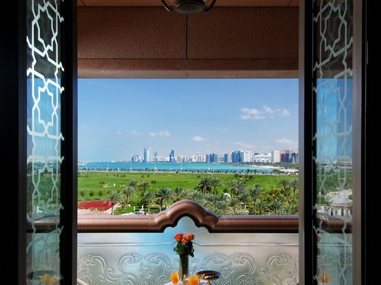 Palace Suite of Emirates Palace, Abu Dhabi is the best suite in Middle East Palace Suite of Emirates Palace, Abu Dhabi is the best suite in Middle East