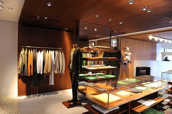 Hermes unravels Mens Universe