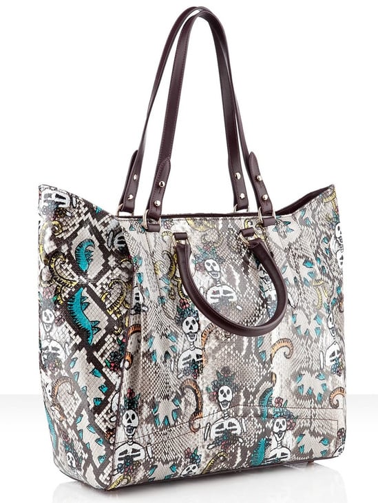 Christian Louboutin Justine python skull bag is trendy Christian Louboutin Justine python skull bag is trendy