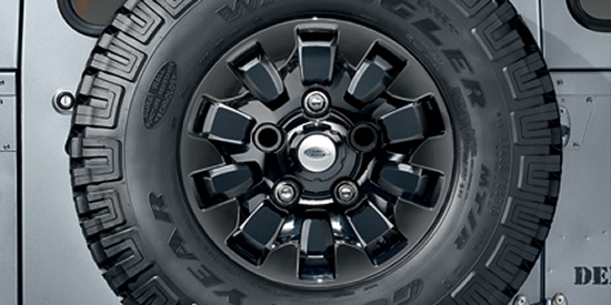 Land Rover Defender XTech Special Edition will debut in U.K. Land Rover Defender XTech Special Edition will debut in U.K.
