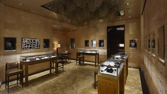 Louis Vuitton’s first and the largest Maison opens in Shanghai, China Louis Vuitton’s first and the largest Maison opens in Shanghai, China