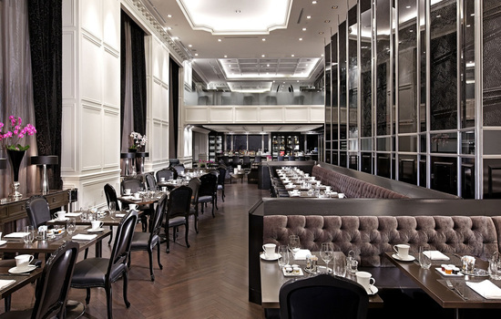 Trump International Hotel & Tower Toronto is the highlight of the citys skyline Trump International Hotel & Tower Toronto is the highlight of the citys skyline