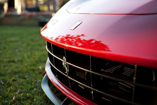 f12-berlinetta-auction-3.jpg