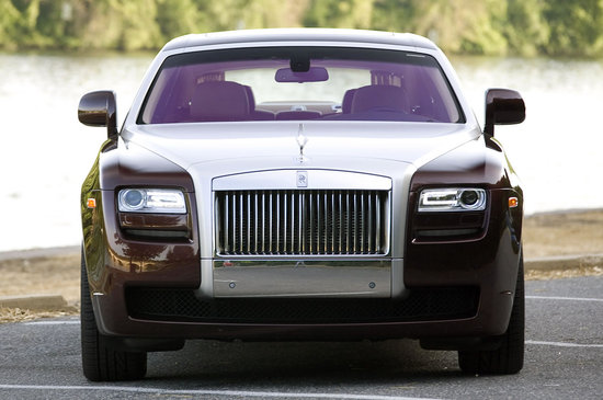 2010-Rolls-Royce-Ghost-3.jpg