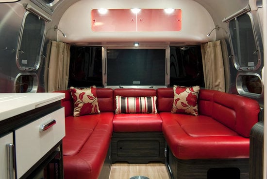 Airstream-Series-2-Trendy-Caravan3.jpg