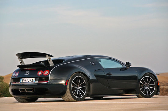 Bugatti-Veyron-16.4-sports-car-3.jpg