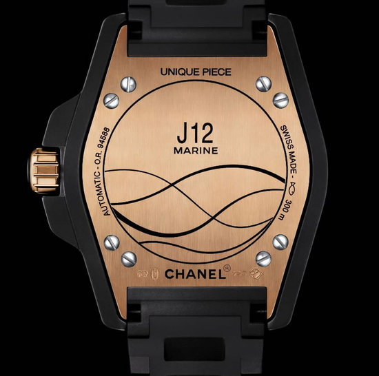 Chanel-J12-Diver-2.jpg