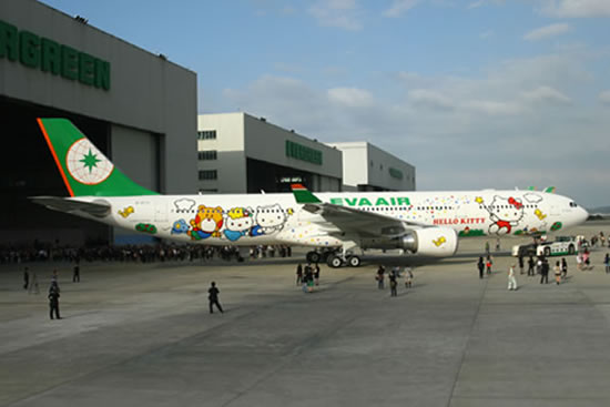 EVA-Air-Hello-Kitty-logojet-1.jpg