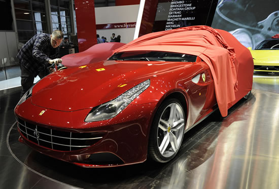 Ferrari-4.jpg