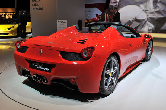 Ferrari-458-Spider-4.jpg