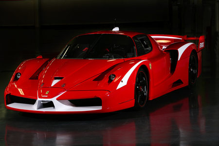 Ferrari_FXX_2.jpg