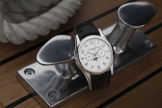 Frederique-Constant-Runabout-Moonphase-3.jpg