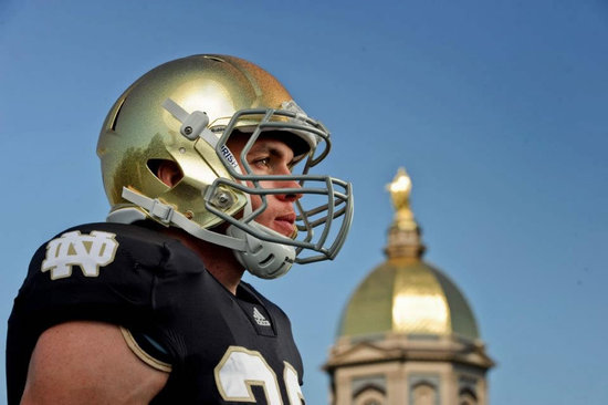 Gold-Notre-Dame-Football-Helmets-4.jpg