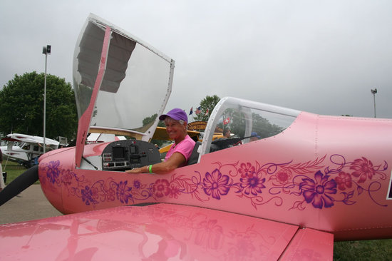 Judy-Betz-one-of-a-kind-RV-12-pink-4.jpg