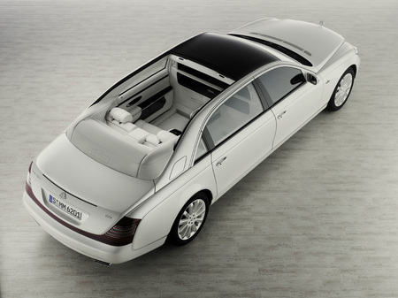 Maybach_62_Landaulet_12.jpg