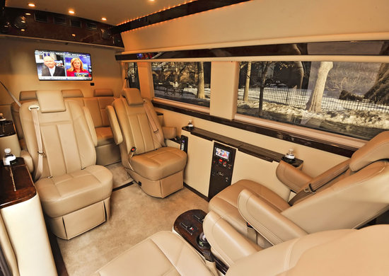 Mercedes-Benz_Sprinter-based_Brilliant-Van_4.jpg