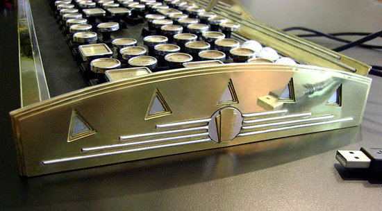 New-Yorker-Art-Deco-Keyboard-3.jpg