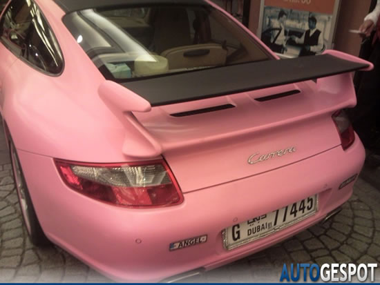 Pink-Porsche-997-Carrera-2.jpg