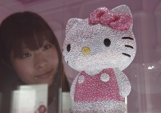 Swarovski-studded-Hello-Kitty2.jpg