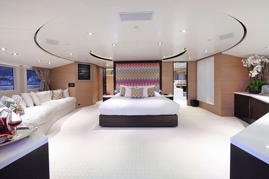 Uber-luxurious-Motor-Yacht-Satori-3.jpg