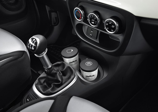 car-coffee-maker-4.jpg