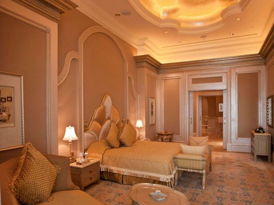 emirates-palace-suite-2.jpg