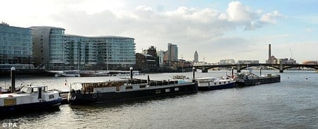 expensive_houseboat4.jpg