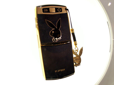 gold_playboy_phone_2.jpg