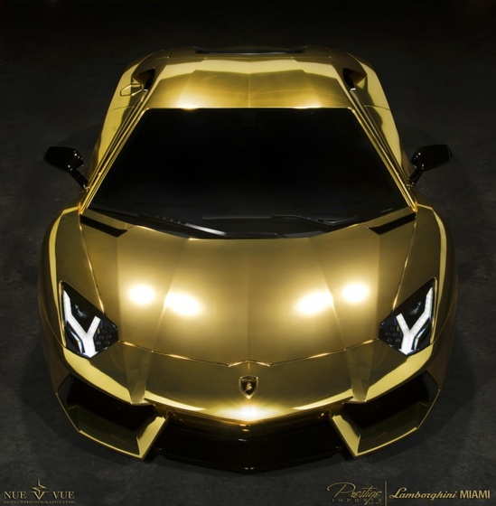 good-gold-aventador-edition-1.jpg