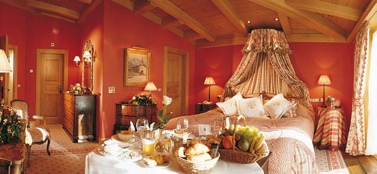 gstaad-palace-penthouse-suite-4.jpg