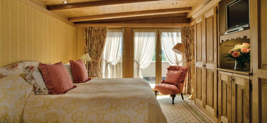 gstaad-palace-penthouse-suite-6.jpg