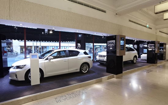 lexus-ct-200h-harrods-london3.jpg