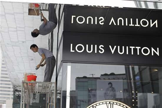 louis-vuitton-china-2.jpg