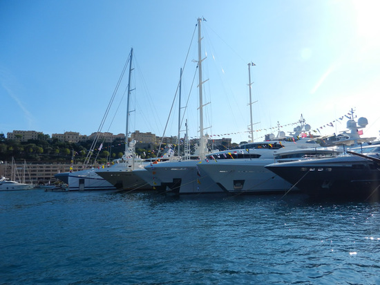 monaco-yacht-2.JPG