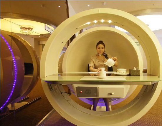 most_expensive_seats_A380_themed_restaurant.jpg