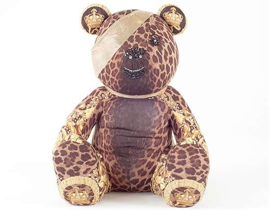 Louis Vuitton, Gucci, Burberry and Versace bears cuddle up for Designer Pudsey 2012 Collection ...