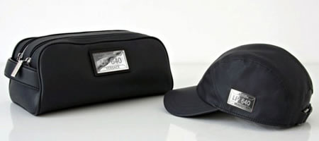 versace-lamborghini-cosmetic-case-cap.jpg